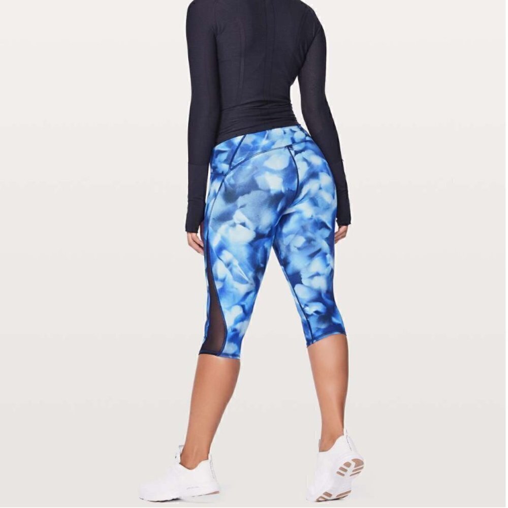 Lululemon Train Times Crop 17" Mini Blush Blossom Alpine White Midnight Navy 4 - Picture 3 of 9
